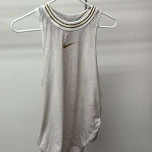 nike running/tennis tank top. Great condition. size Small